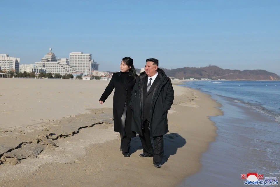 con gai Kim Jong Un anh 1